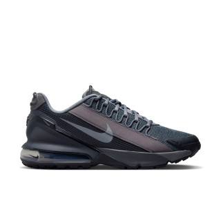 air max pulse roam