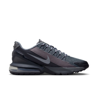 air max pulse roam