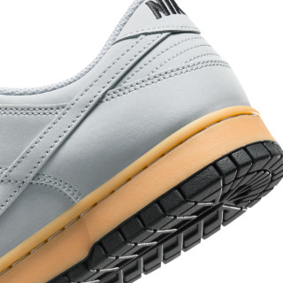 nike dunk low retro se